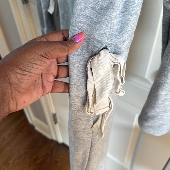 ATHLETA Studio Cinch Dress in Heather Grey Size small - Picture 4 of 5